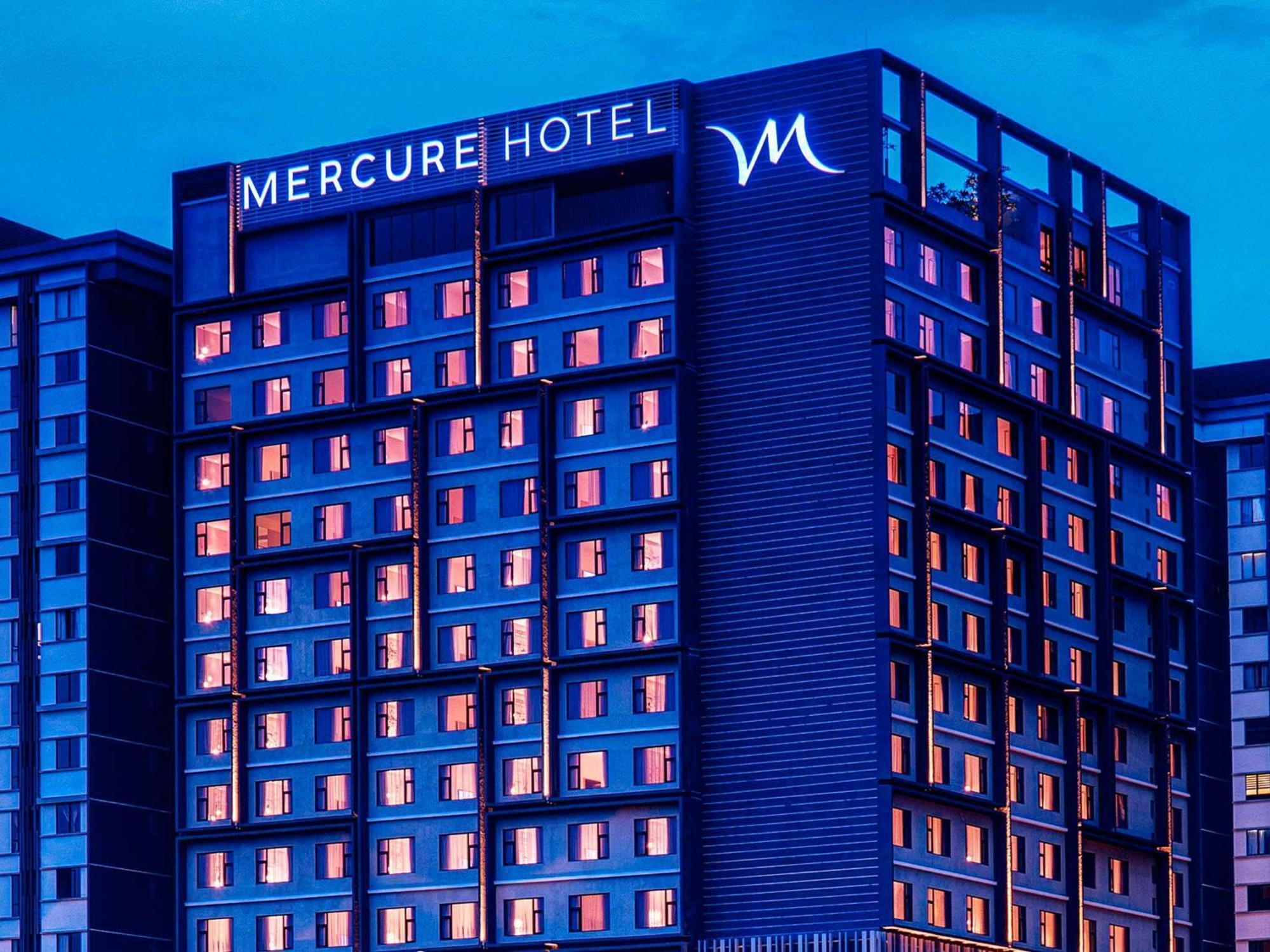 Отель Mercure Kuala Lumpur Glenmarie Шах-Алам Экстерьер фото